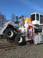 Ballast-Maintenance-Service-Yard-and-Track-Cleaning1