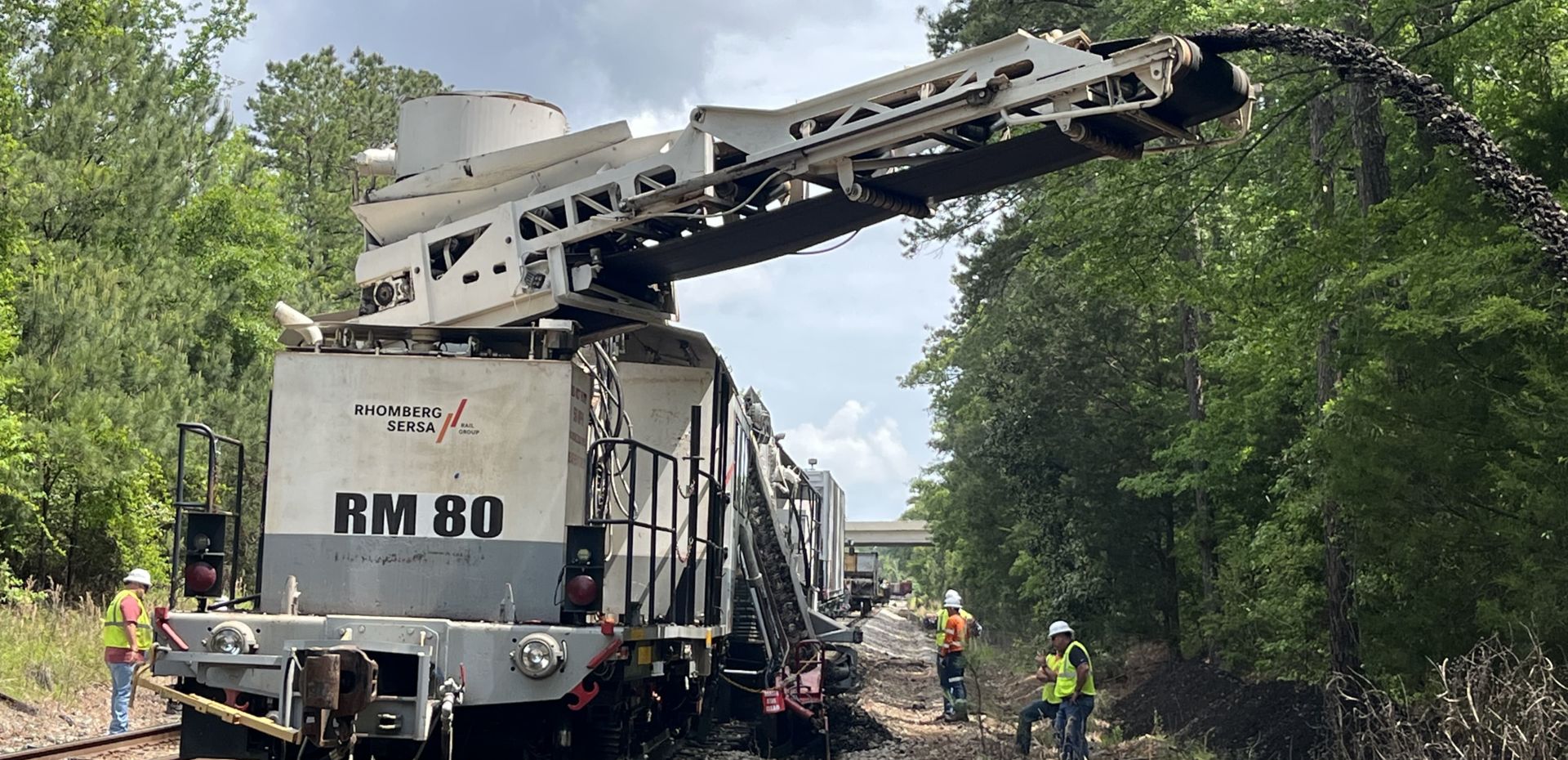 Ballast-Maintenance-Service-RM80-UHR-Production-Ballast-Cleaner