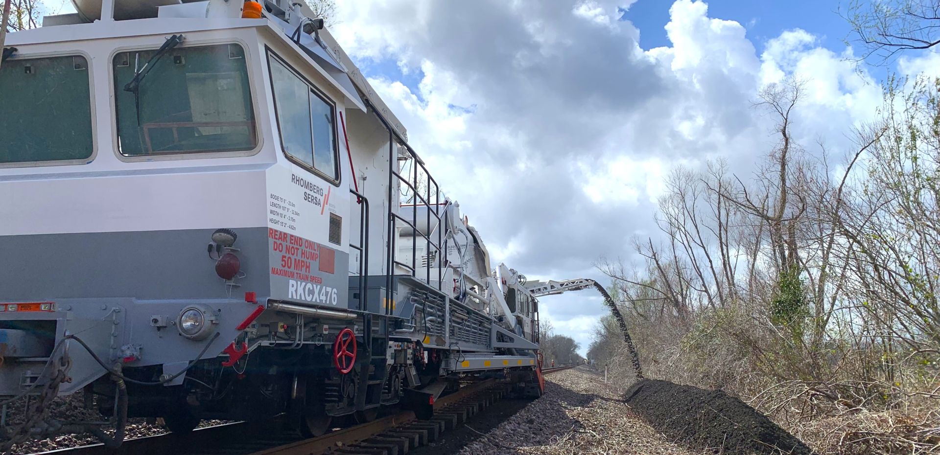 Ballast-Maintenance-Service-Ballast-Cleaner_web