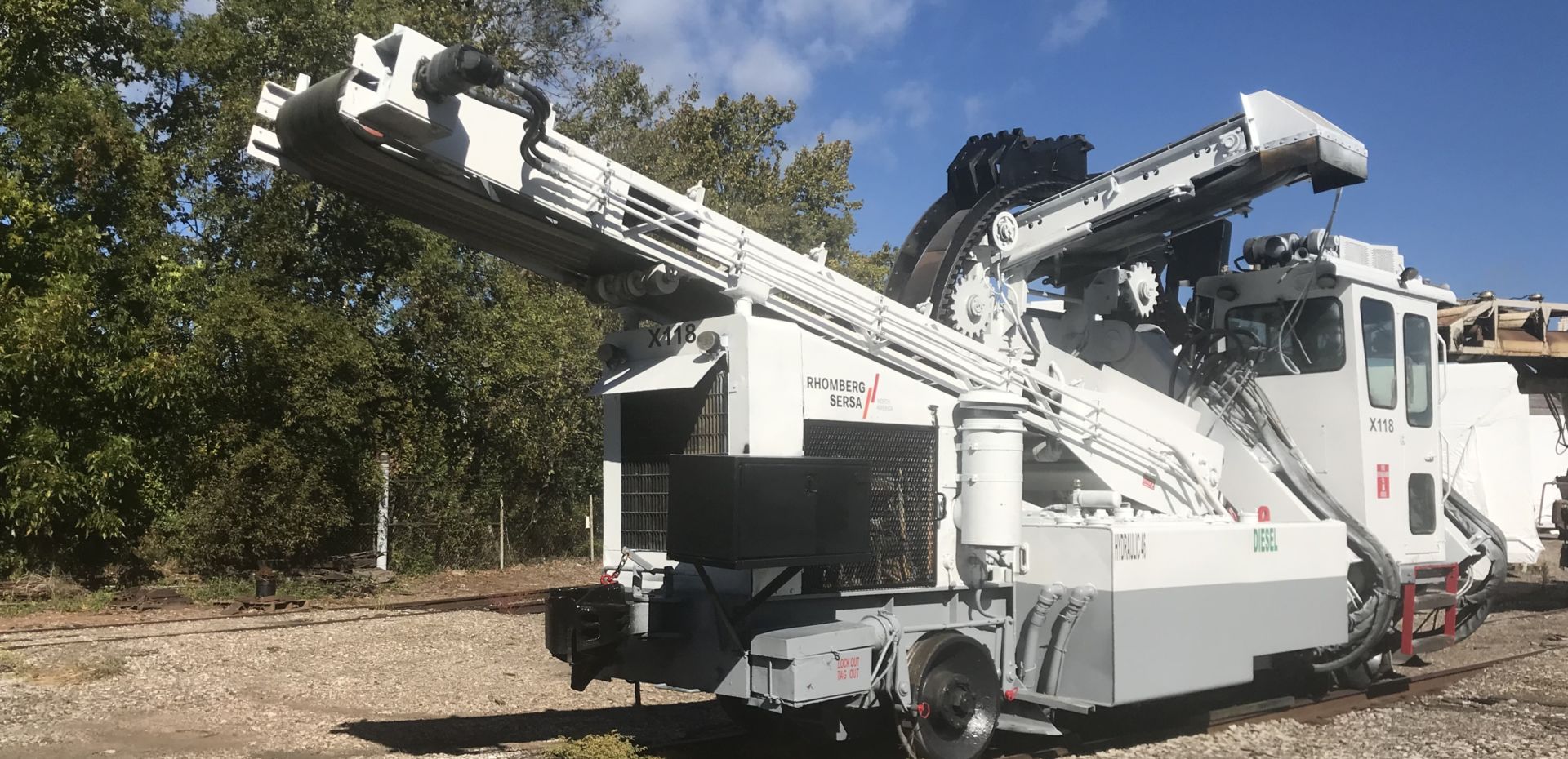 Switch & Spot Ballast Cleaning - Rhomberg Sersa Rail Group | North America